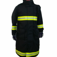 Capa para Combate a Incêndio Defender EN